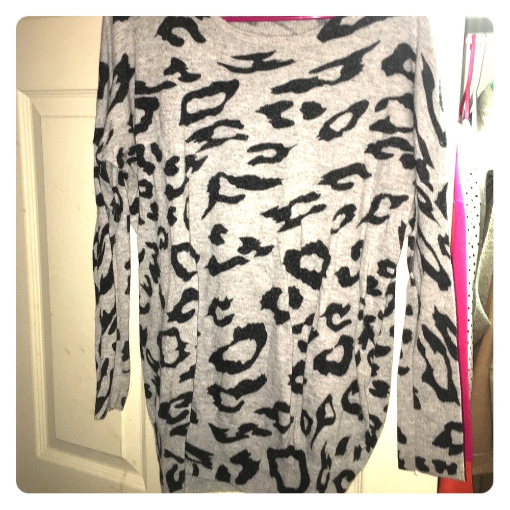 Forever 21- Chetah sweater